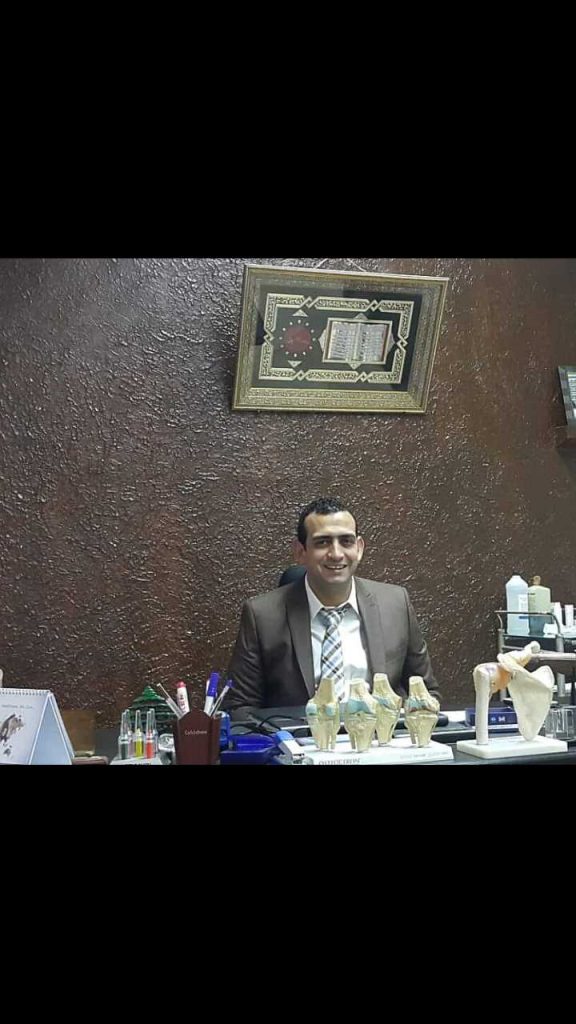 دكتور  السيد عبدالوهاب غربية  اخصائي جراحة العظام القاهرة