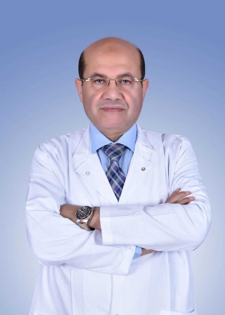 دكتور  عبد العزيز الطويل  أستاذ الأمراض الجلدية والتناسلية والذكورة بكلية الطب, جامعة بنها الزقازيق
