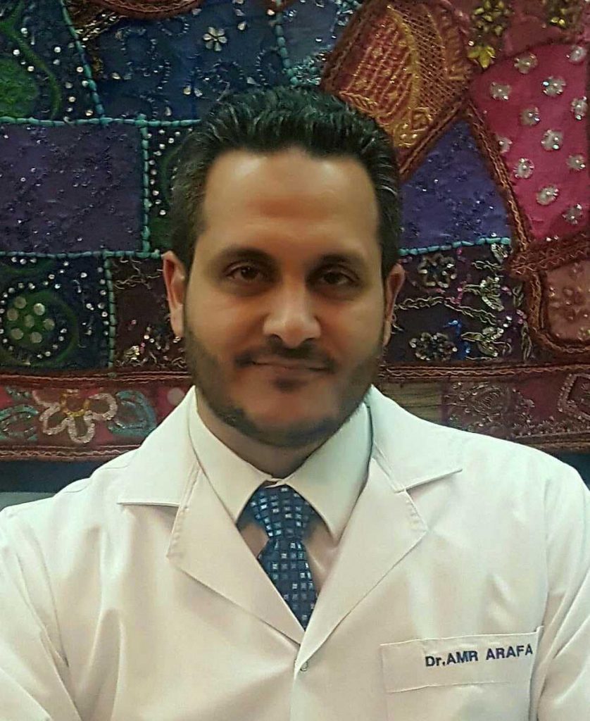 دكتور  عمرو عرفه  مدرس جراحة عظام الأطفال - كلية طب القصر العينى القاهرة