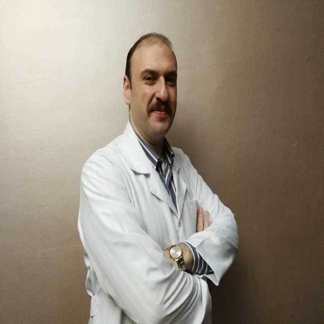 دكتور  عمرو محسن طه النمر  أخصائى طب و جراحة الأنف و الأذن و الحنجرة القاهرة