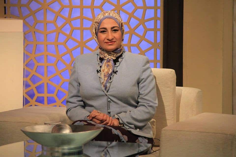 دكتورة  هالة حماد  استشاري الطب النفسي للأطفال والمراهقين القاهرة